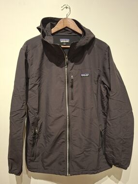 Patagonia Men's Hooded Jacket - Windbreaker, Black